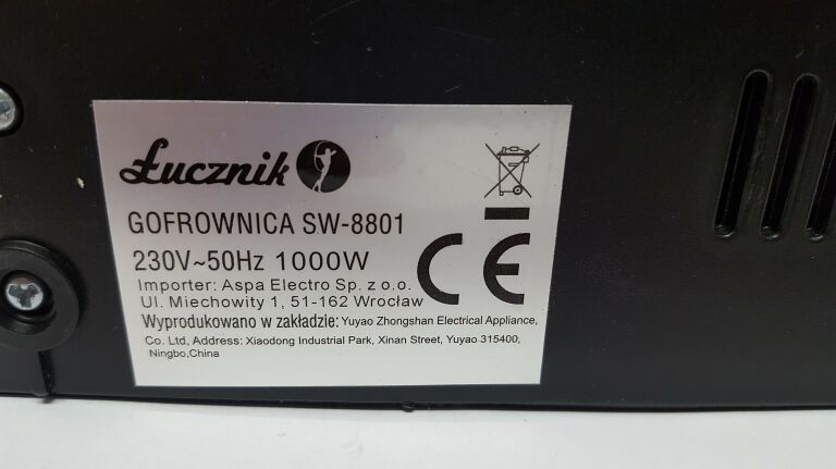 GOFROWNICA ŁUCZNIK SW-8801 1000W