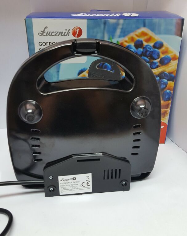 GOFROWNICA ŁUCZNIK SW-8801 1000W