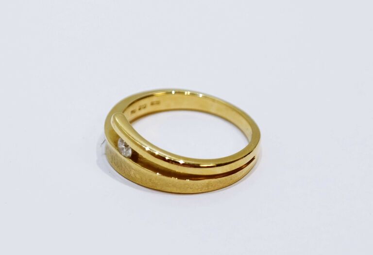 zloty-pierscionek-z-brylantem-r17-pr-750-01ct-kamien-17088-8