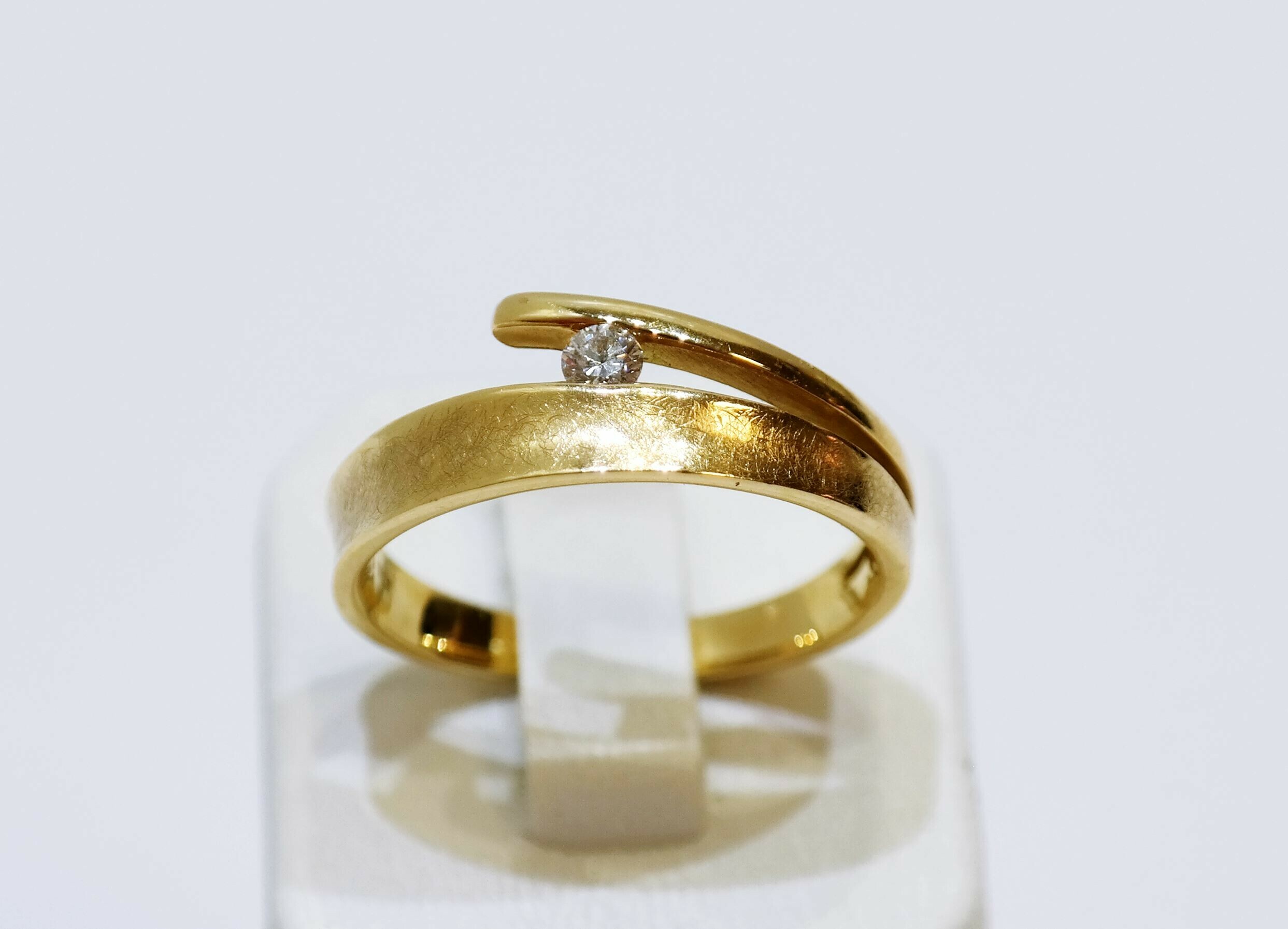 zloty-pierscionek-z-brylantem-r17-pr-750-01ct-rudnickiego-10-warszawa