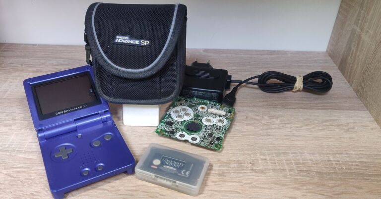 GAMEBOY ADVANCE SP FIOLETOWY +GRA+ETUI+MAIN BOARD