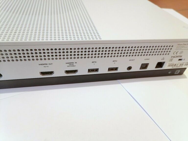 KONSOLA XBOX ONE S POLECAM!