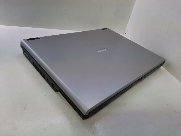 LAPTOP TOSHIBA SATELLITE L30