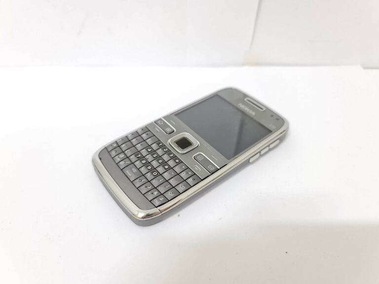 NOKIA E72 ORYGINAŁ RETRO SYMBIAN FINLAND
