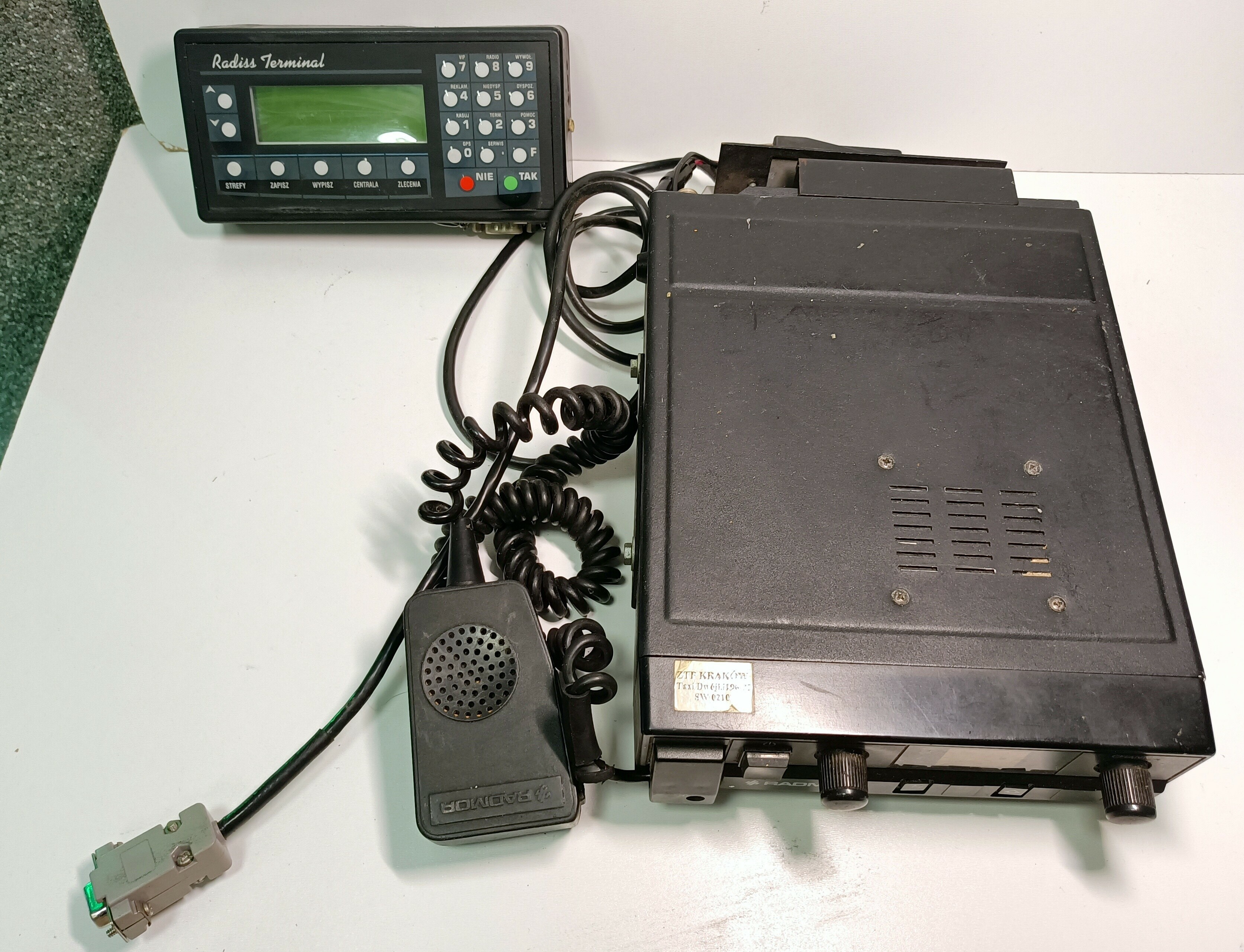 radio-taxi-radmor-radiss-terminal-kurniki-6-krakow