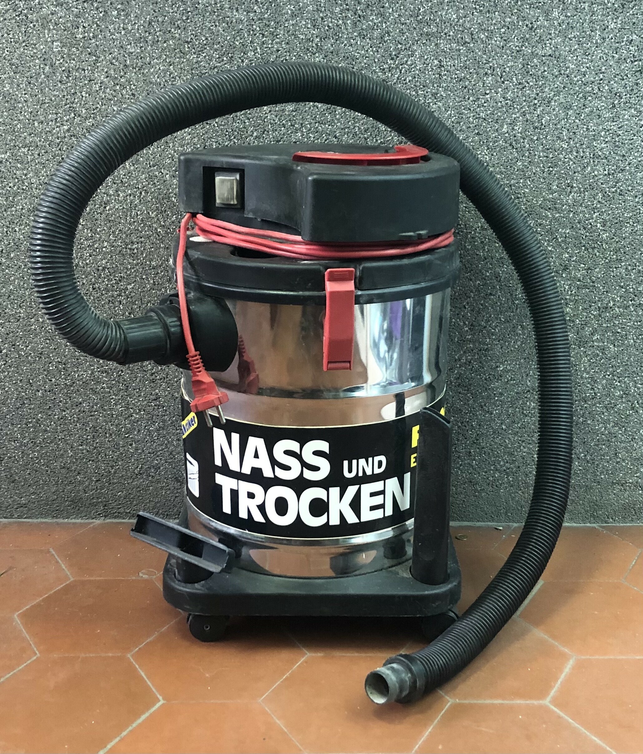 odkurzacz-przemyslowy-praktiker-pj700-okrzei-8-bystrzyca-klodzka