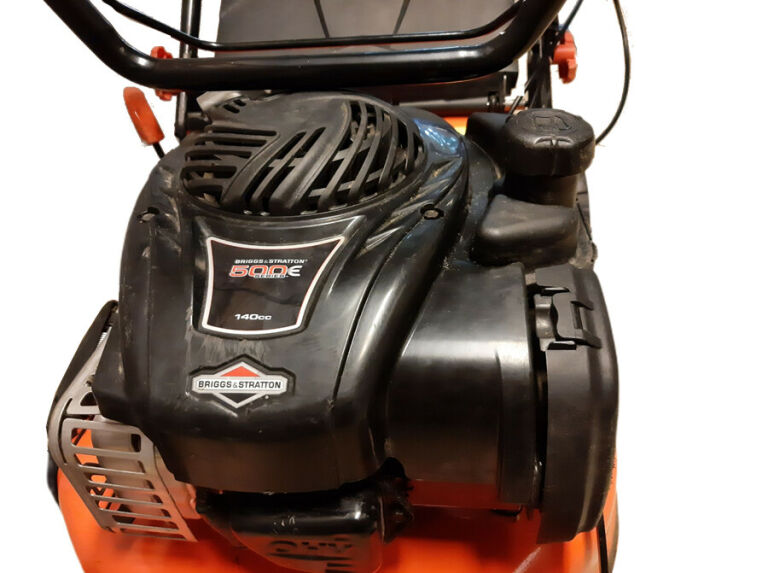 kosiarka-spalinowa-harder-4km-46cm-z-napedem-szerokosc-koszenia-46