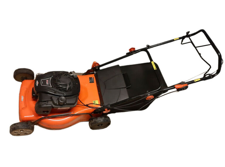 kosiarka-spalinowa-harder-4km-46cm-z-napedem-seria-normal