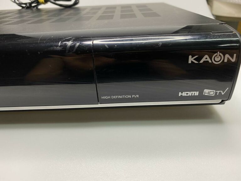 dekoder-kaon-kcf-b3001hcoc-promocja-model-b3001hcoc