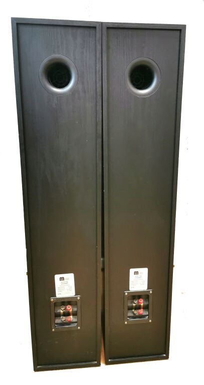 GŁOŚNIKI PODŁOGOWE M-AUDIO HTS700