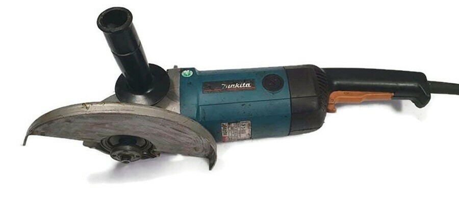 szlifierka-makita-9049s-napiecie-zasilania-230