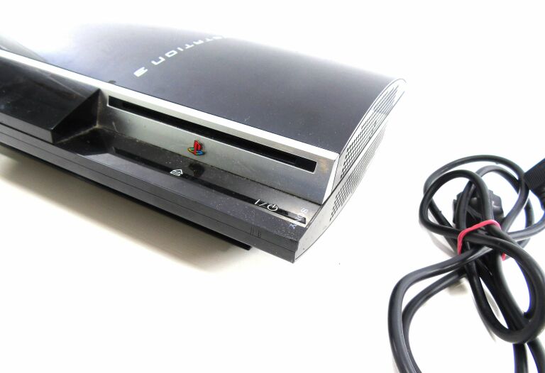 KONSOLA PS3 FAT 80 GB + PAD + OKABLOWANIE KLASYK
