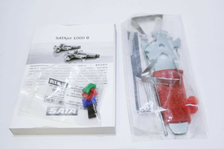 PISTOLET LAKIERNICZY SATA JET 1000 B RP 1.8