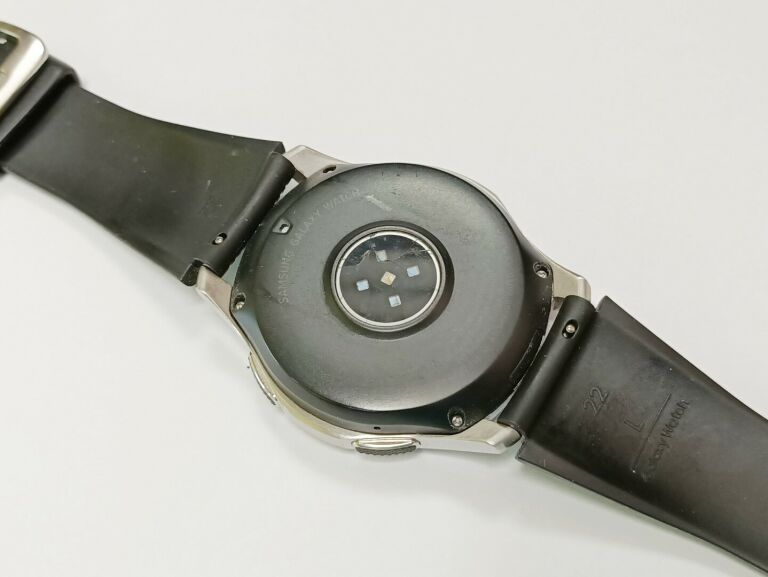 samsung-galaxy-watch-sm-r800-46mm-ksztalt-koperty-okragly
