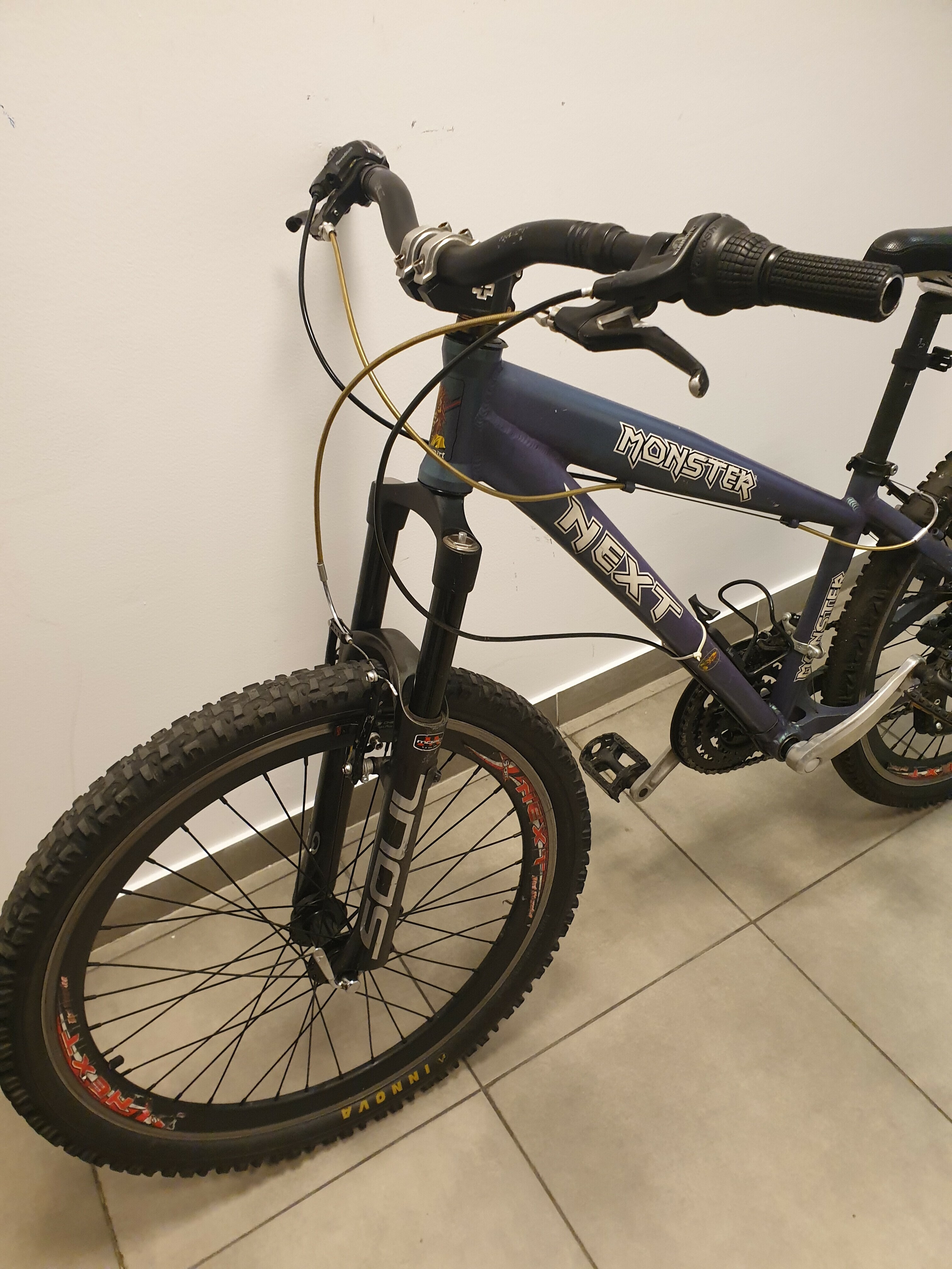 rower-next-monster-kola-26-alu-6061-rama-28-stan-uzywany