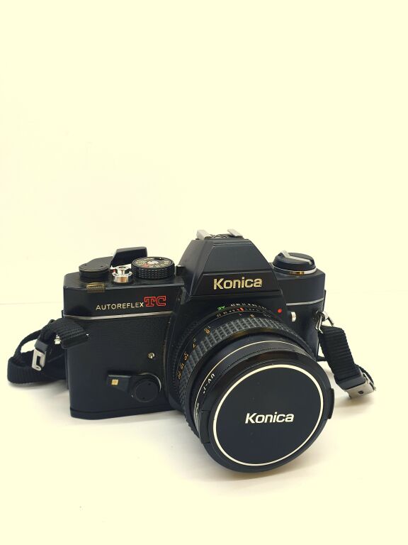 KONICA AUTOREFLEX TC Z OBIEKTYWEM I SOCZEWKĄ +ETU
