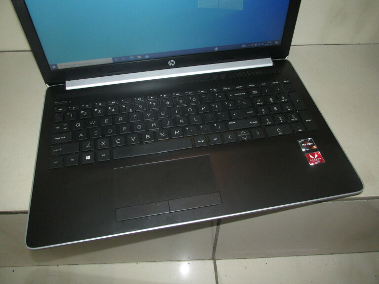 LAPTOP HP 15-DB1068NW 8GB/500GB