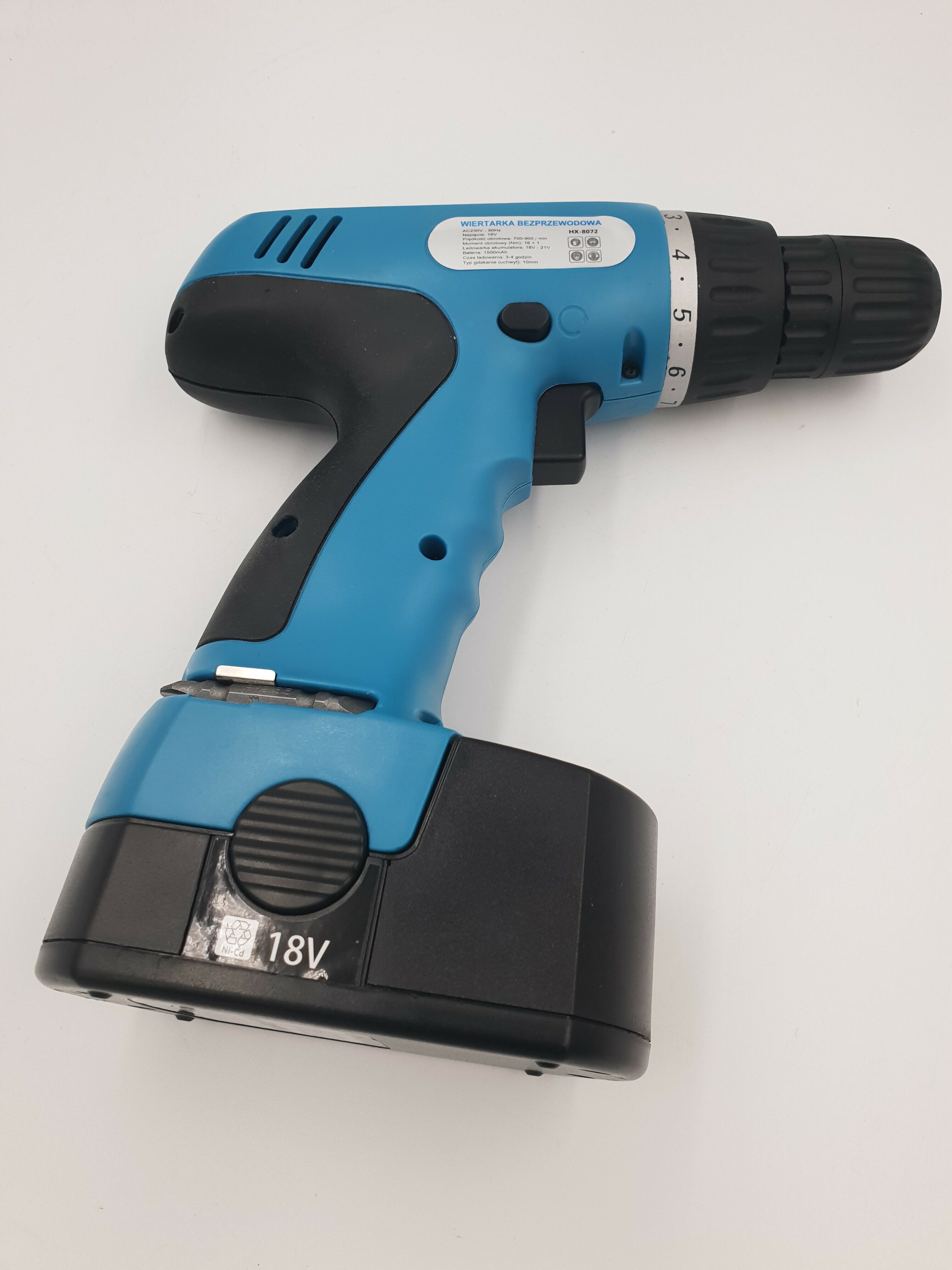 wkretarka-makitta-hx-8072-rodzaj-silnika-silnik-szczotkowy