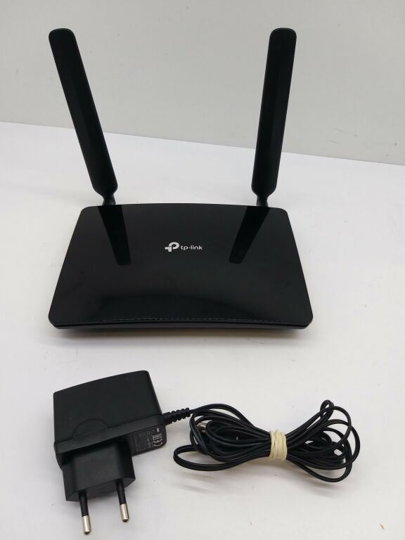 ROUTER TP-LINK TL-MR150 4G LTE KOMPLET