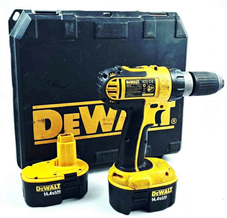 WIERTARKO-WKRĘTARKA DEWALT DC735 14,4 V 2 AKU