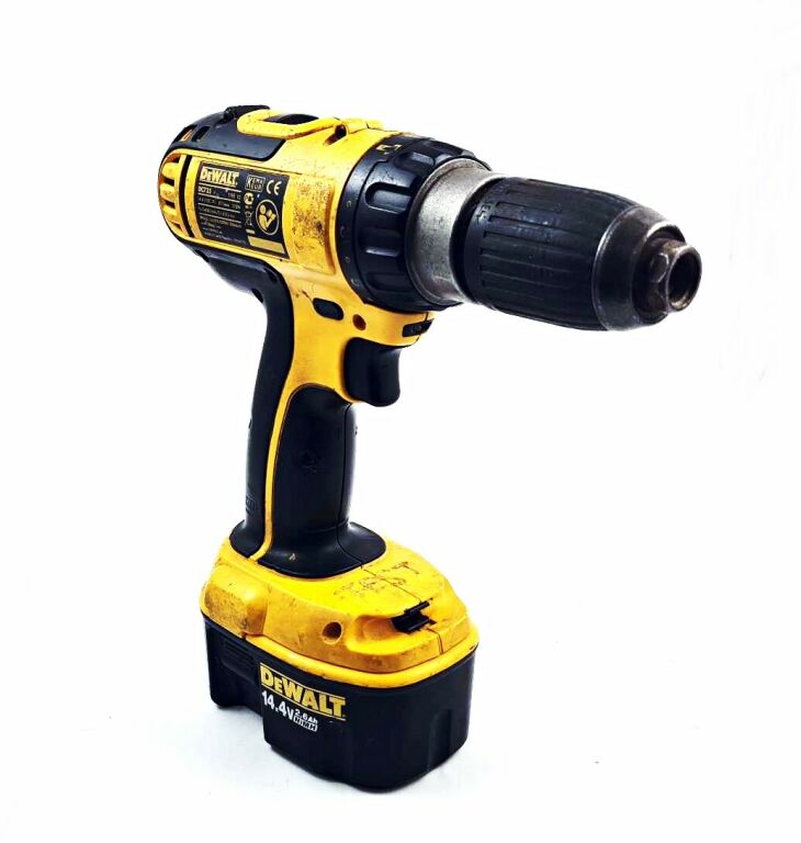 WIERTARKO-WKRĘTARKA DEWALT DC735 14,4 V 2 AKU