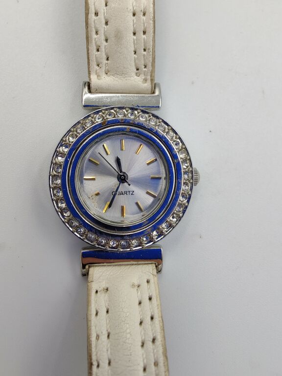 damski-zegarek-quartz-polecamy-orzegowska-25-bytom