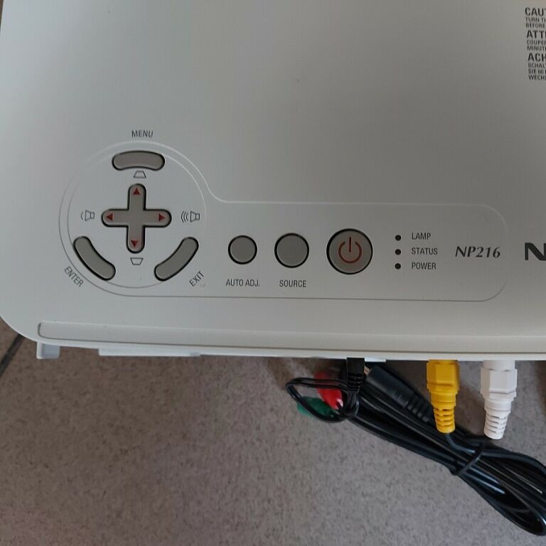 PROJEKTOR NEC NP216