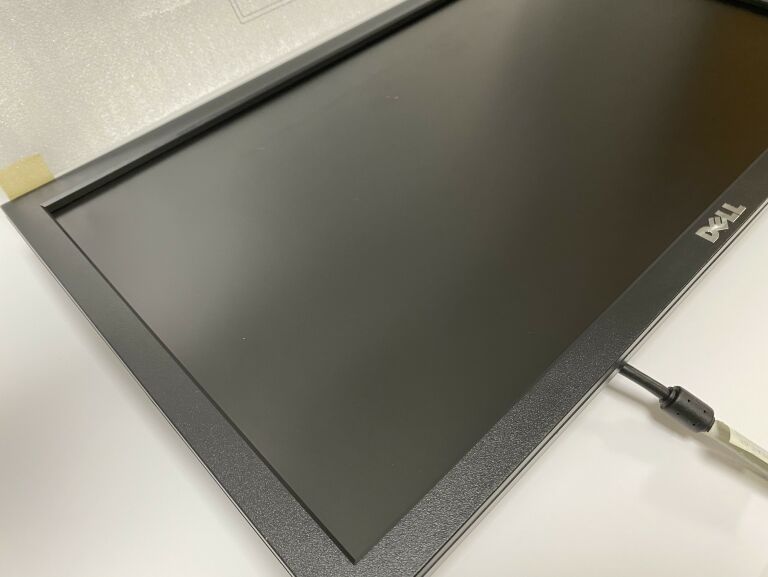 MONITOR DELL P2011HT KOMPLET
