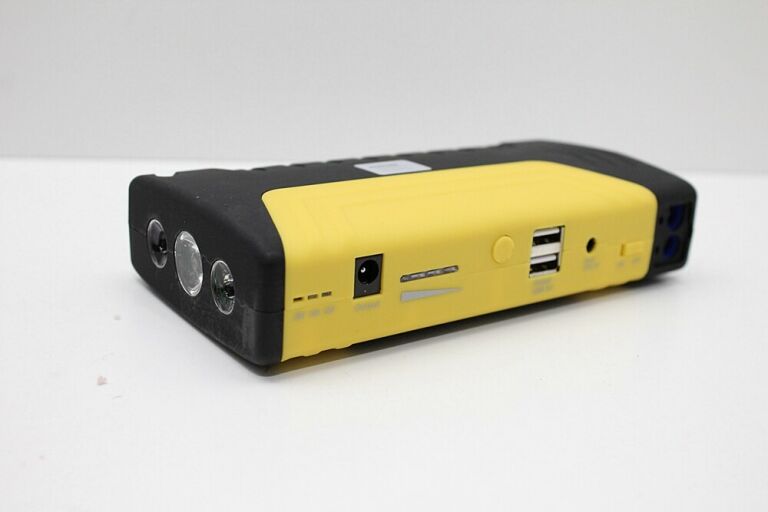URZĄDZENIE ROZRUCHOWE TM15 POWERBANK 50800MAH