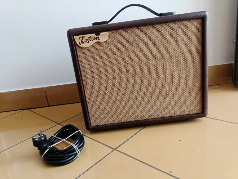 WZMACNIACZ KUSTOM SIENNA 16 PRO OKAZJA!
