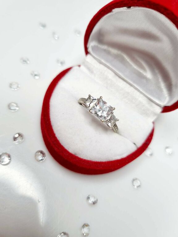 pierscionek-z-bialego-zlota-9ct-katowicka-7-katowice