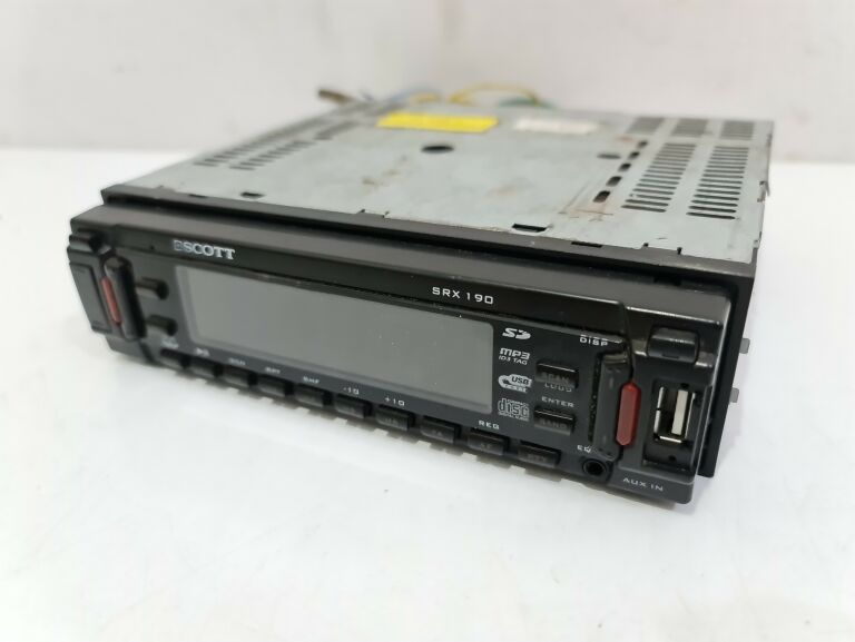 scott-srx-190-usb-aux-radio-samochodowe-stan-uzywany