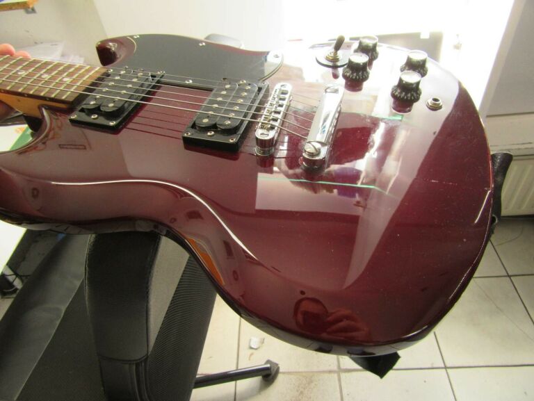 GITARA ELEKTRYCZNA J&D GUITARS