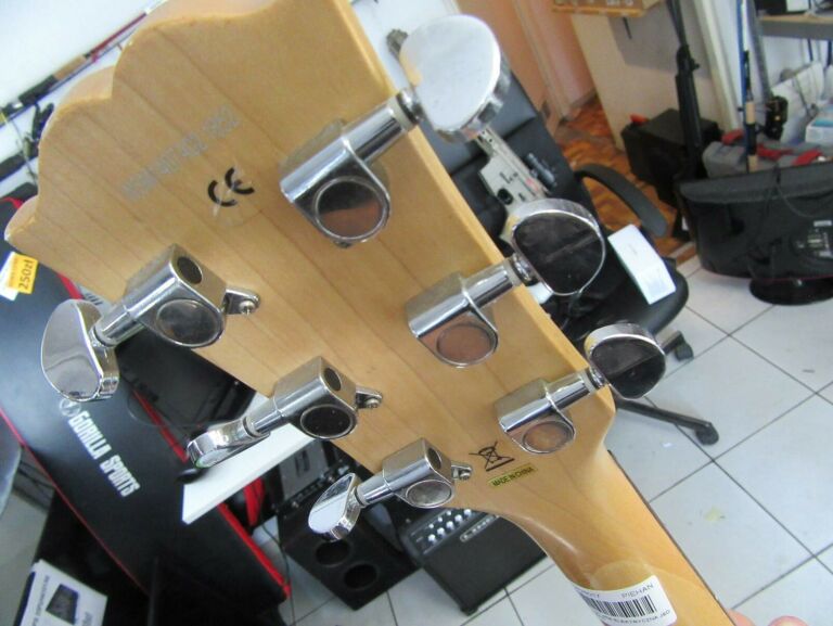 GITARA ELEKTRYCZNA J&D GUITARS