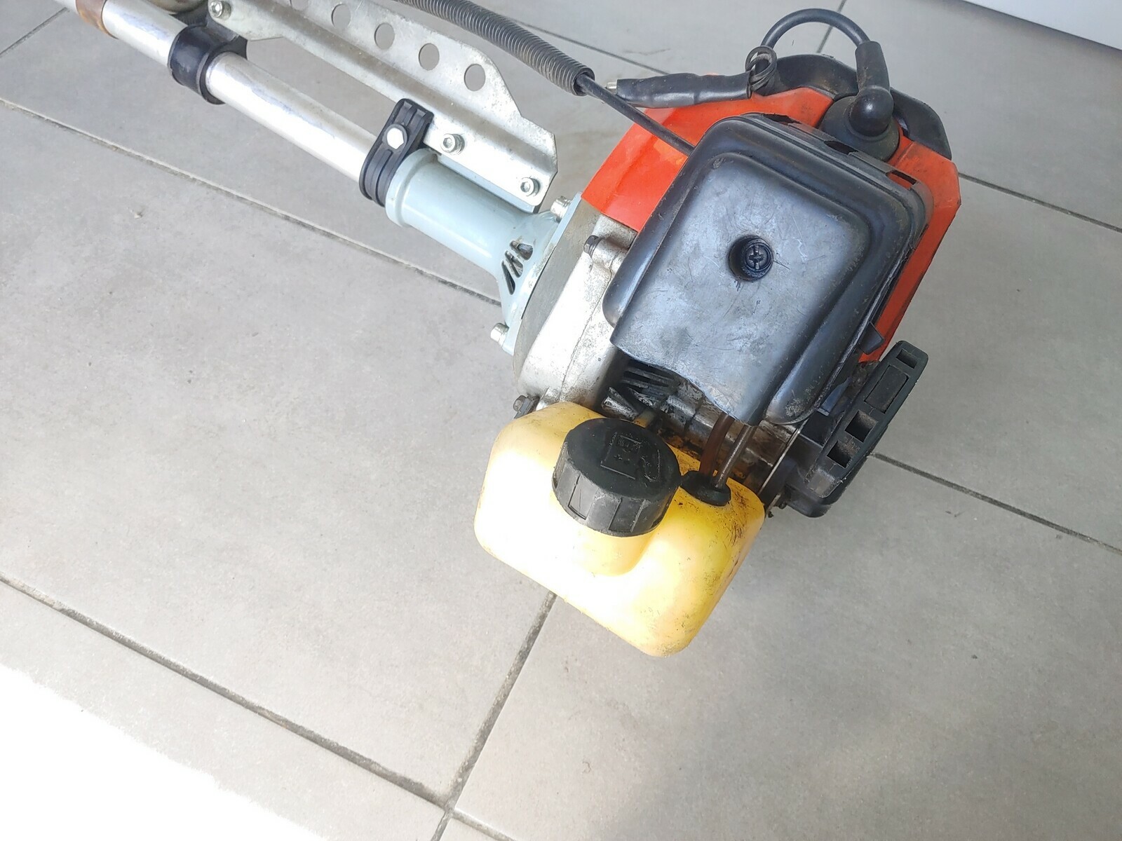 kosa-spalinowa-victus-hunter-bc52-odbior-osobist-tysiaclecia-3539-skarzysko-kamienna