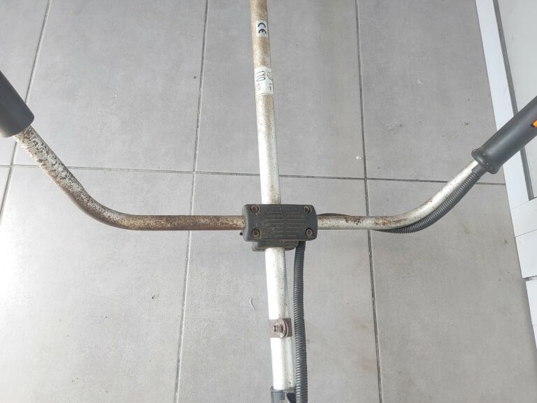 kosa-spalinowa-victus-hunter-bc52-odbior-osobist-stan-uzywany