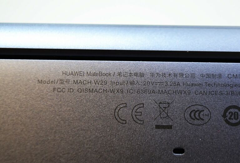 LAPTOP HUAWEI MATEBOOK X PRO + KOMPLET