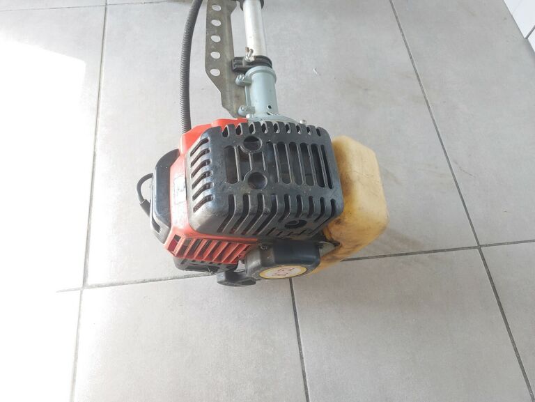 kosa-spalinowa-victus-hunter-bc52-odbior-osobist-kod-producenta-hunter-bc52