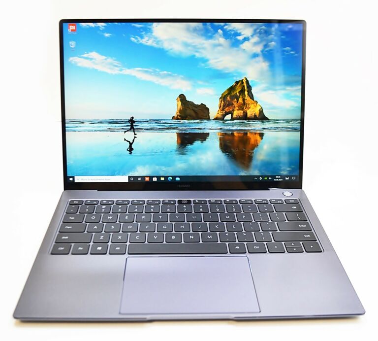 LAPTOP HUAWEI MATEBOOK X PRO + KOMPLET