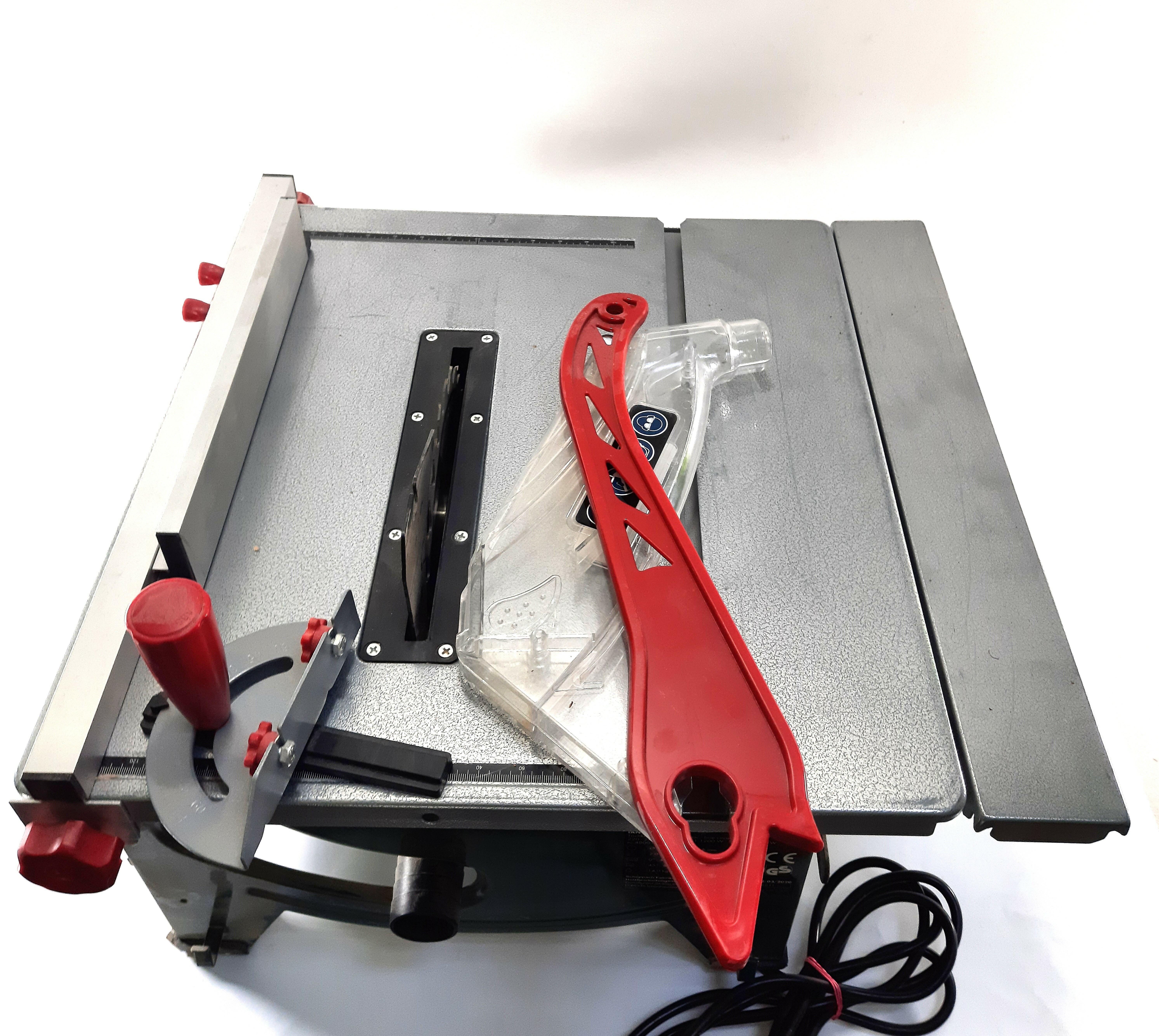 stolowa-pila-tarczowa-parkside-pmts-210-a1-marka-parkside