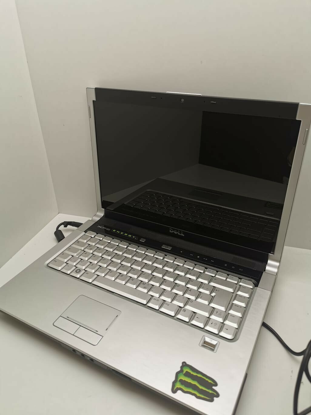 laptop-dell-xps-model-pp28l-uszkodzony-seria-procesora-intel-core-2-duo