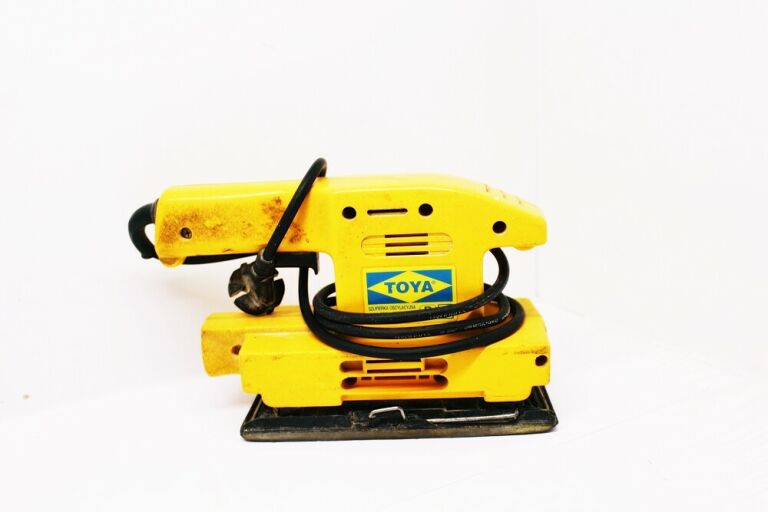 SZLIFIERKA OSCYLACYJNA TOYA 79300 135W 187/90MM