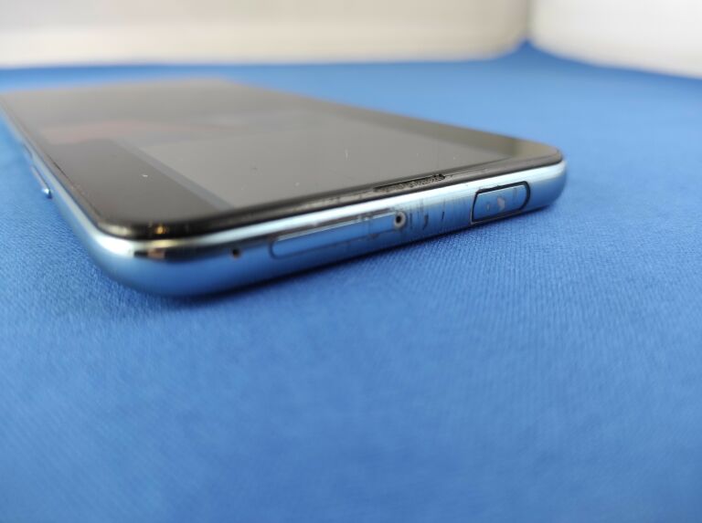 TELEFON HUAWEI P SMART PRO ZBITE PLECY