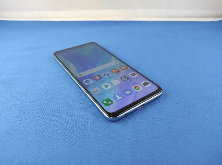 TELEFON HUAWEI P SMART PRO ZBITE PLECY