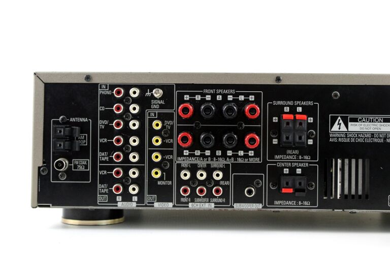 AMPLITUNER DENON AVR-1100RD