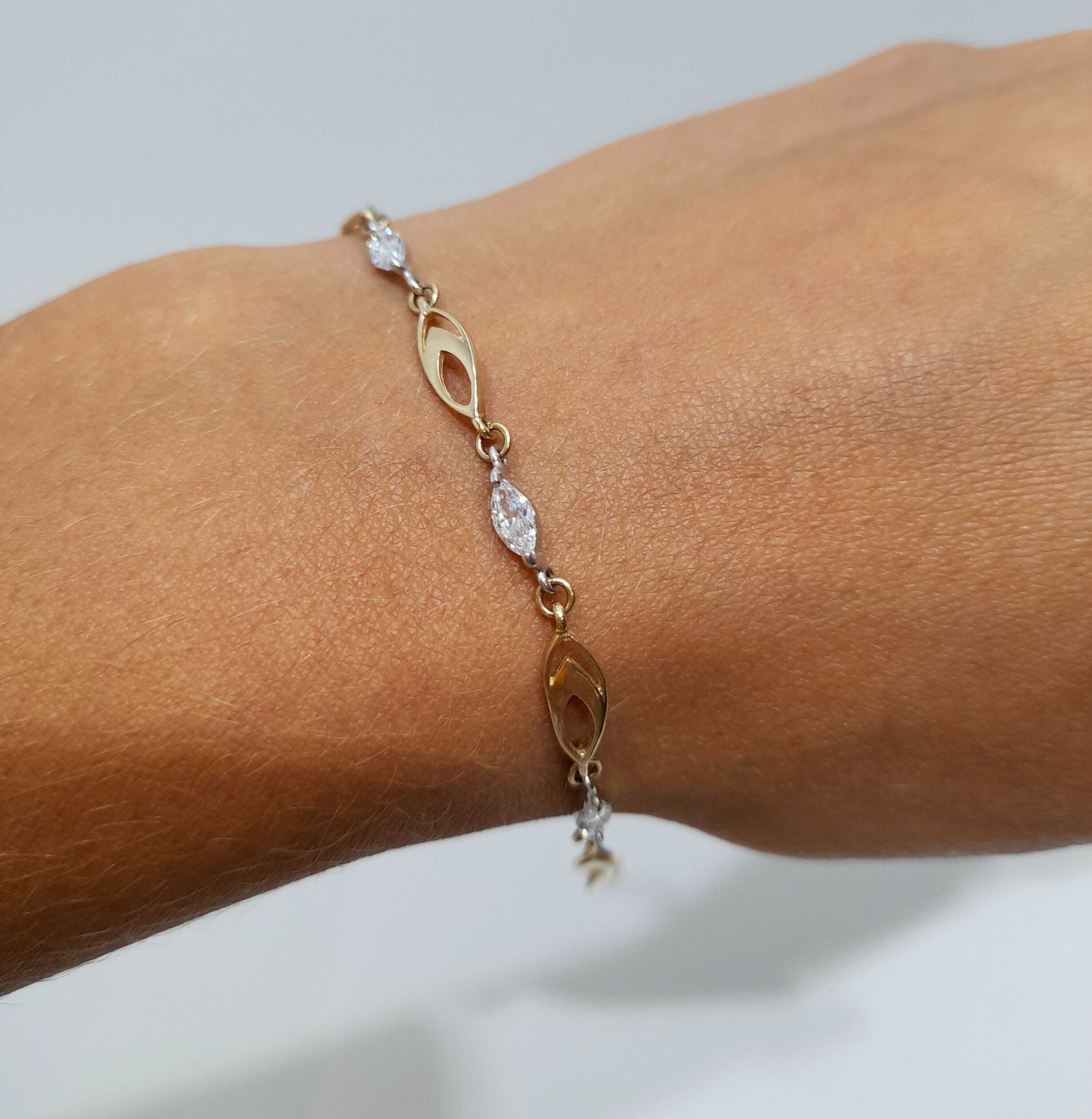 zlota-bransoletka-z-cyrkoniami-585-289g-ean-gtin-5905868206760