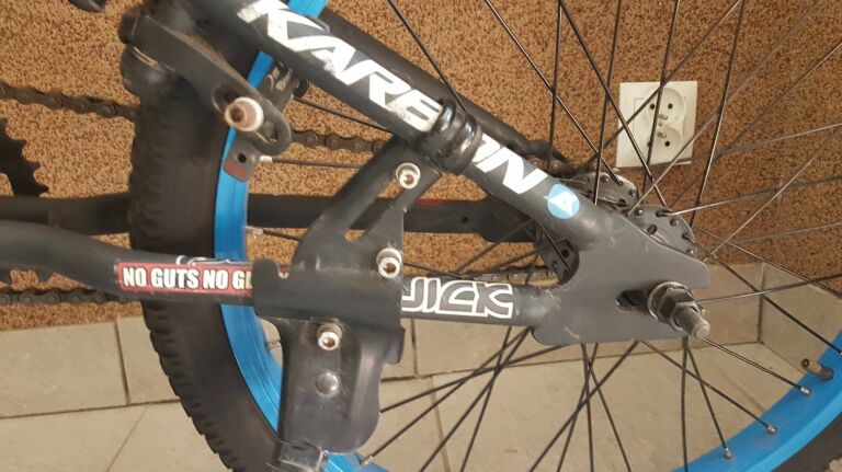 ROWER BMX 20 KARBON STICKERBOMB
