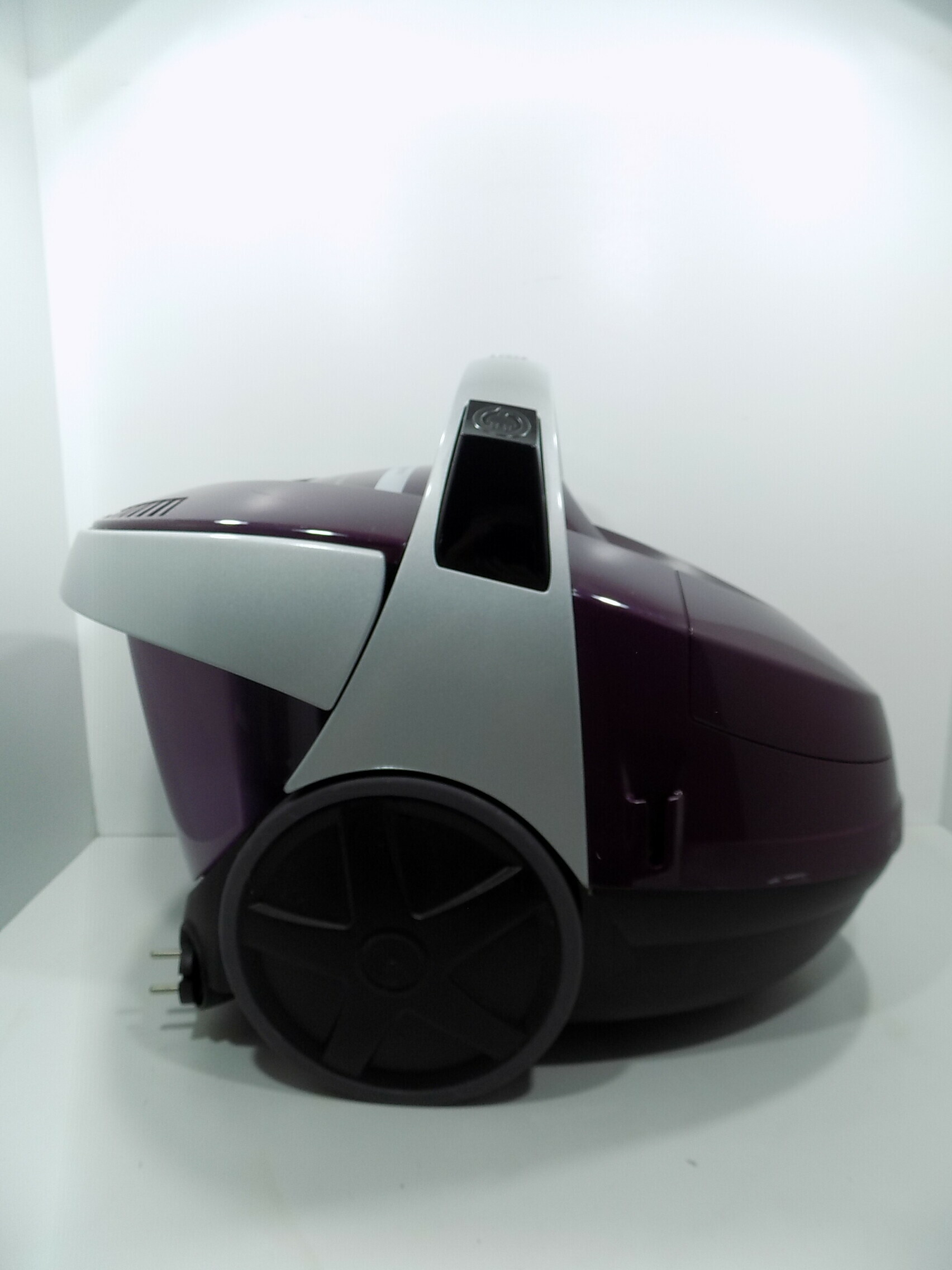 mocny-odkurzacz-zelmer-aquos-zvc722sp-1600w-model-zvc722