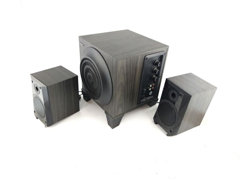 tracer-21-dominator-creative-sound-blaster-x-f-stan-uzywany