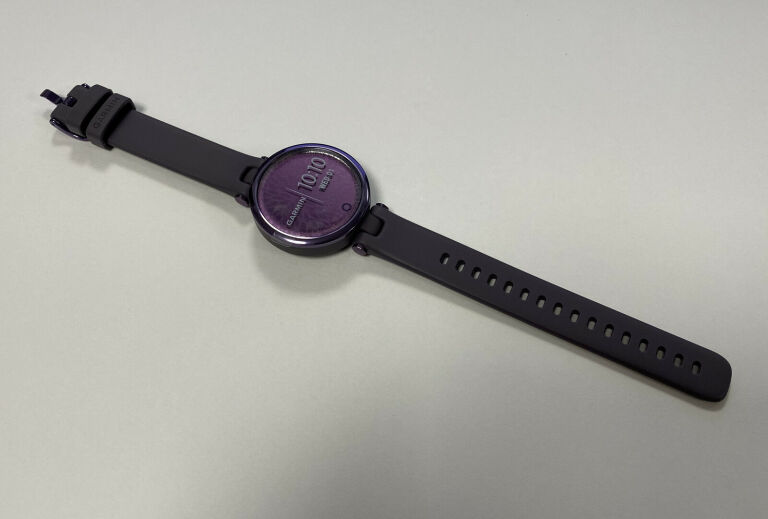 garmin-lily-sport-smartwatch-zegarek-damski-funkcje-alarm